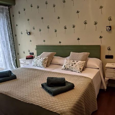 Apartamento Atico Matias Lopez Sarria Exterior foto