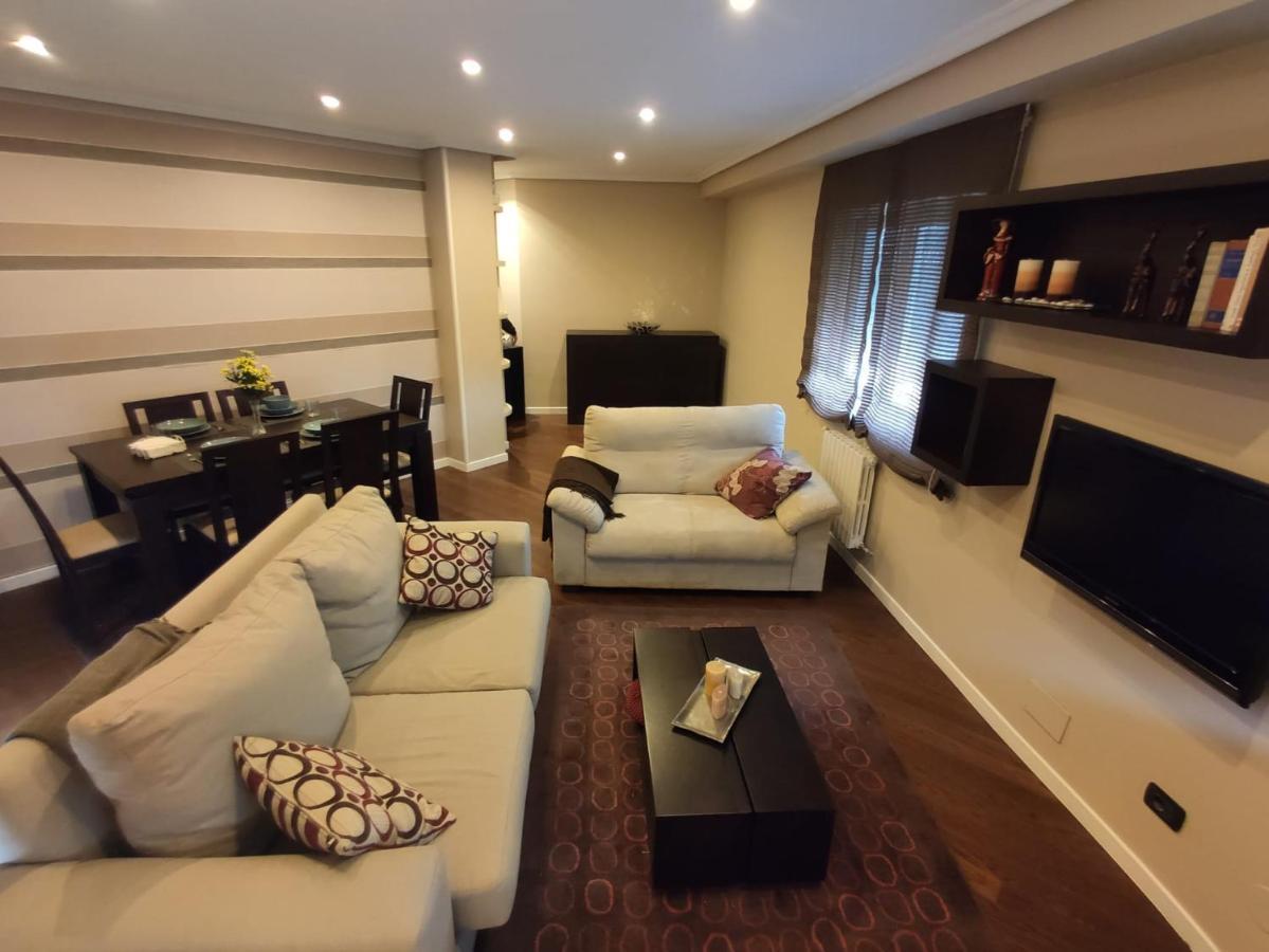 Apartamento Atico Matias Lopez Sarria Exterior foto