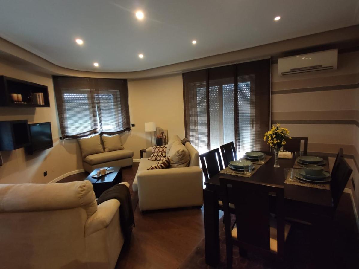 Apartamento Atico Matias Lopez Sarria Exterior foto